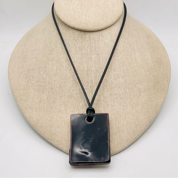 Striking Artisan Handcrafted Fused Glass Pendant Necklace - Picture 10 of 12